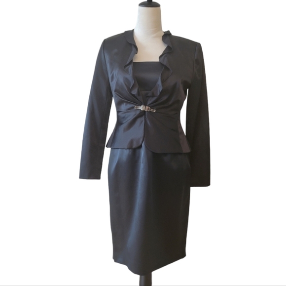 Talbots 100% Silk 2 Piece Suit Size 4 - Picture 1 of 8
